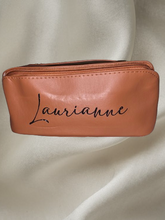 Charger l'image dans la galerie, Trousse de toilette en simili cuir